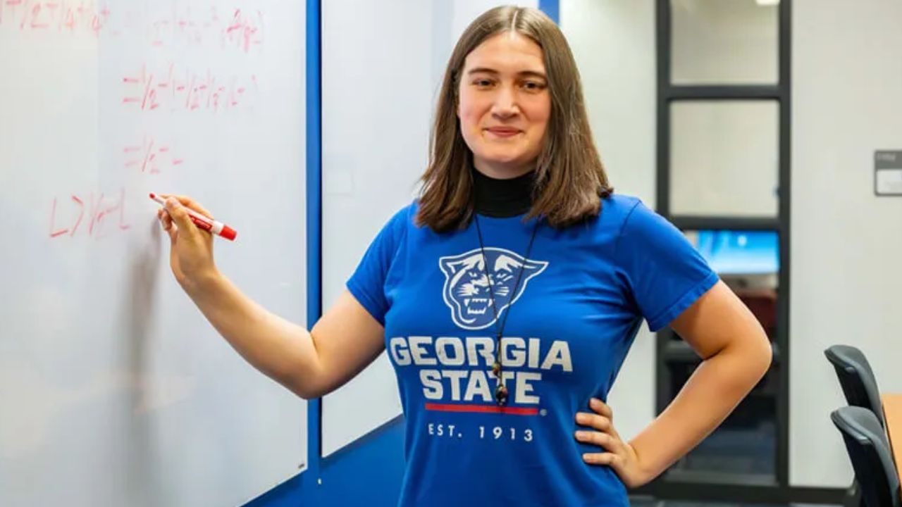 19-Year-Old Math Genius Graduates From Georgia State in Just 14 Months After Taking Up to 8 Classes at Once