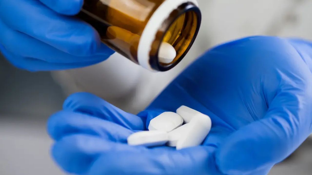 Nationwide Recall Issued for ‘Superpotent’ Thyroid Medication After Tablets Found Potentially More Powerful Than Intended