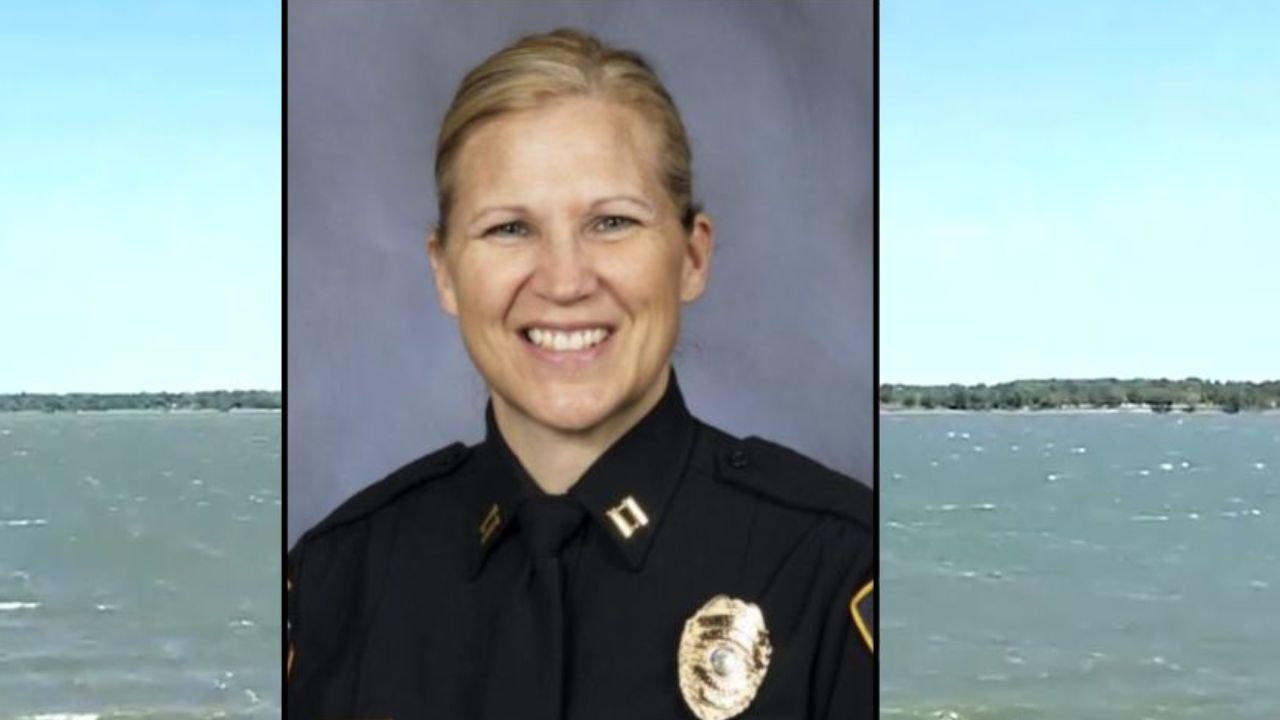 Nebraska Police Captain Placed on Leave After 2-Year-Old Daughter Is Found Crying Alone Inside Locked Minivan