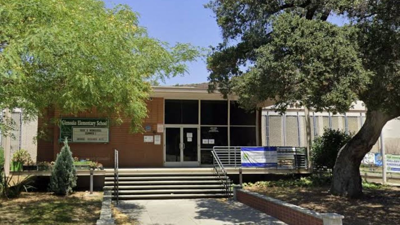 Offensive Flyers Found Near Glendale Elementary School