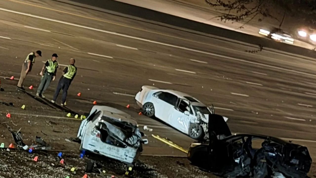 82-Year-Old Grandma Killed in Tragic Arizona Freeway Crash After Family Stopped for Flat Tire