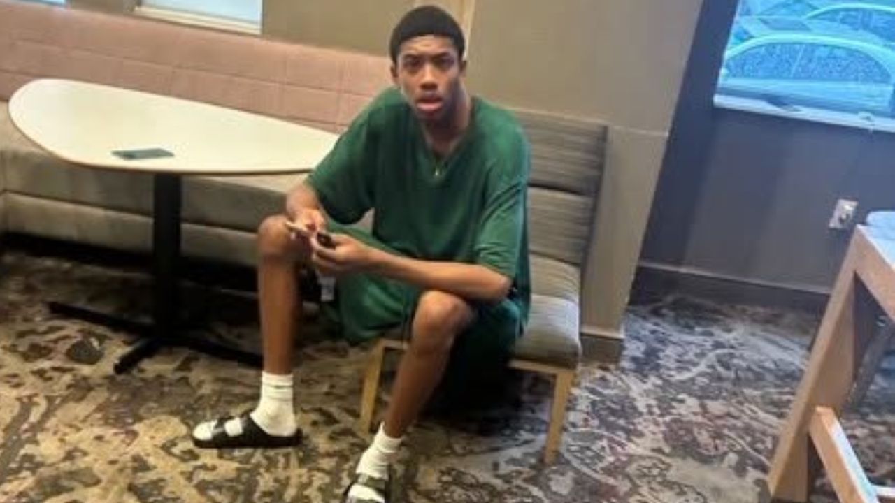 $90,000 BMW Stolen From Savannah Hotel After Suspect Allegedly Pretended to Be Pro Athlete