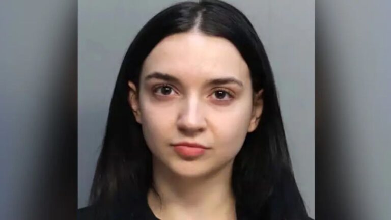 Florida Waitress Accused of Blackmailing Lover for $20,000 After Discovering He Had a Girlfriend