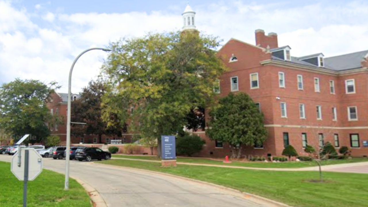 Hospice Nurse Allegedly Took Away Dying Man’s Oxygen for 90 Minutes, Said Death Paperwork Was Easier